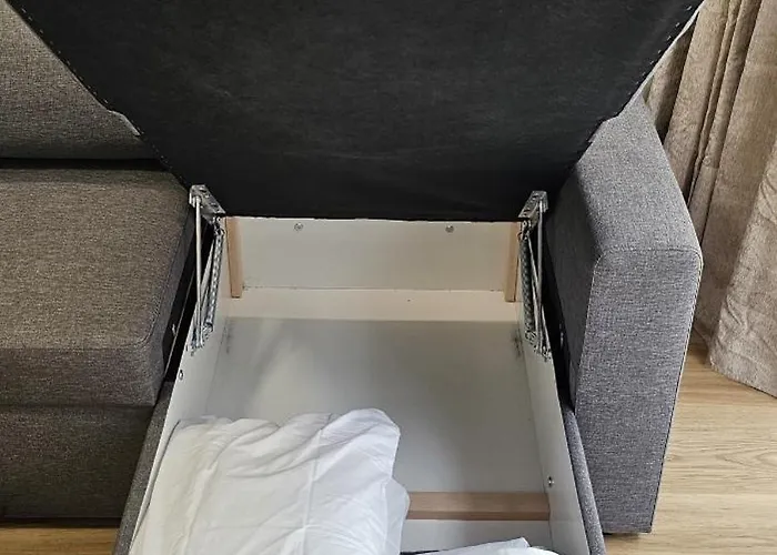 Vacansis Bajo Torrefiel * فالنسيا